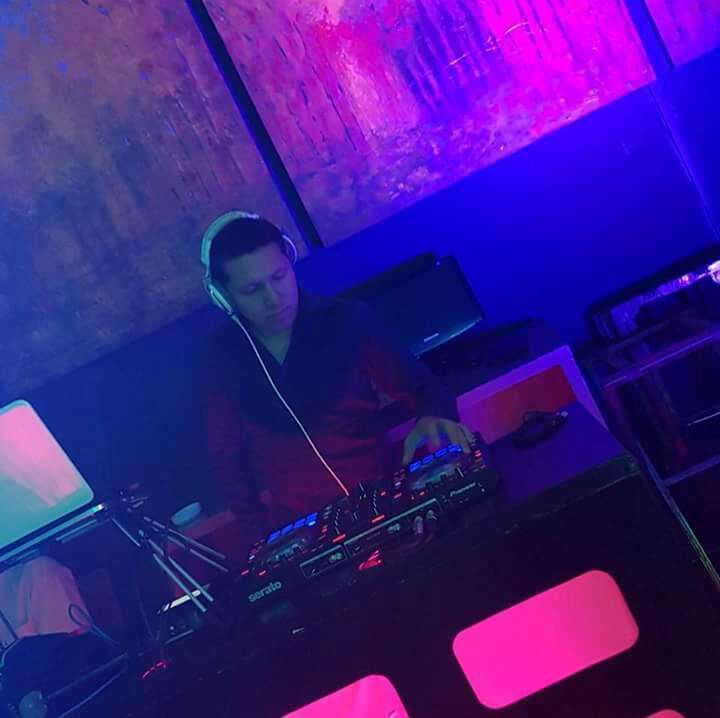 DJ Esaú Rodriguez